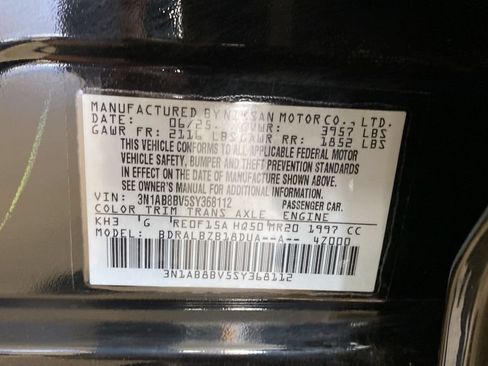 Used 2025 Nissan Sentra S FWD image 28