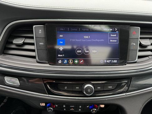 Used 2020 Buick Enclave Essence AWD/4WD image 66
