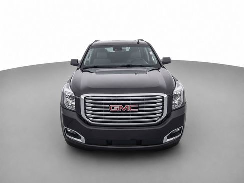 Used 2018 GMC Yukon XL SLT w/ Premium Edition AWD/4WD image 2