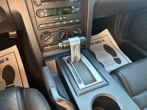Used 2007 Ford Mustang GT RWD image 29