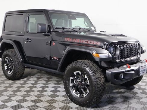 Used 2026 Jeep Wrangler Rubicon AWD/4WD image 3