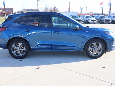 Used 2023 Ford Escape ST-Line Select w/ Tech Pack #2 image 4