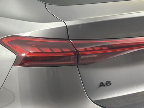 Certified 2025 Audi A6 e-tron Premium w/ Convenience Package RWD image 26