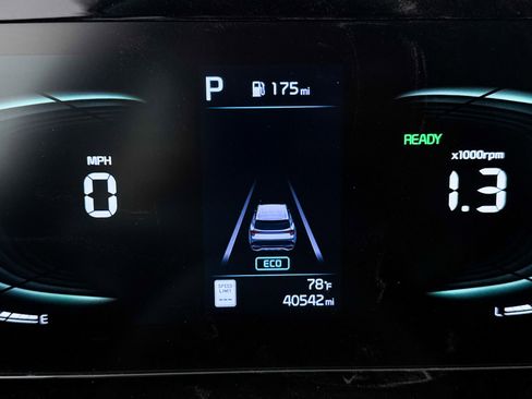 Used 2023 Kia Sportage LX image 31