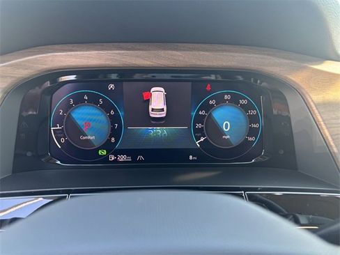 Certified 2025 Volkswagen Atlas SE image 16