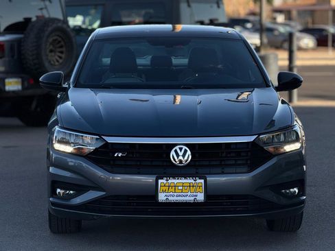 Used 2019 Volkswagen Jetta R-Line w/ R-Line Cold Weather Package image 4