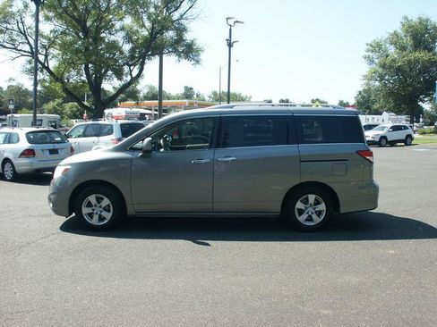 Used 2013 Nissan Quest SV w/ Leather Pkg FWD image 2
