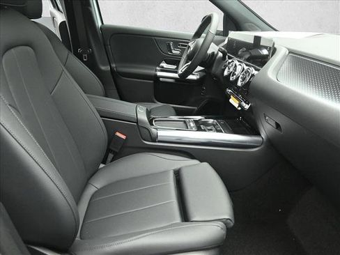 Used 2026 Mercedes-Benz GLA 250 4MATIC image 26