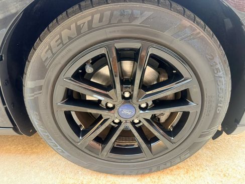 Used 2017 Ford Focus SE FWD image 34
