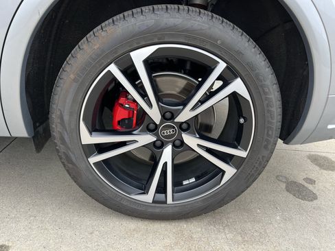 Used 2025 Audi Q5 2.0T Premium Plus w/ Premium Plus Package image 13