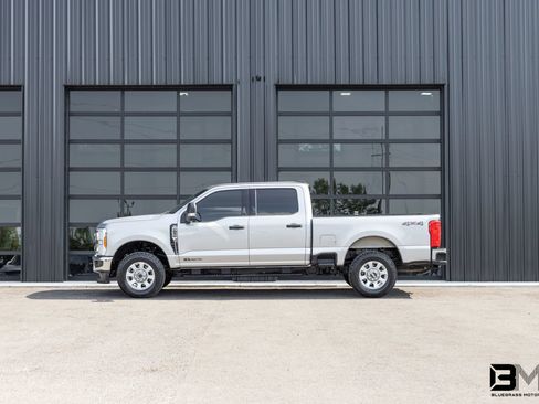 Used 2024 Ford F250 XLT AWD/4WD image 1