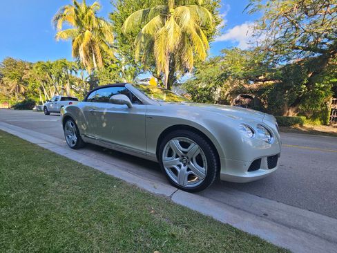 Used 2014 Bentley Continental GT image 6