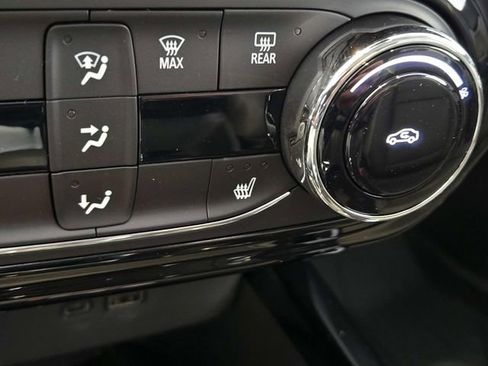 New 2026 Chevrolet Trax ACTIV w/ Sunroof Package image 22