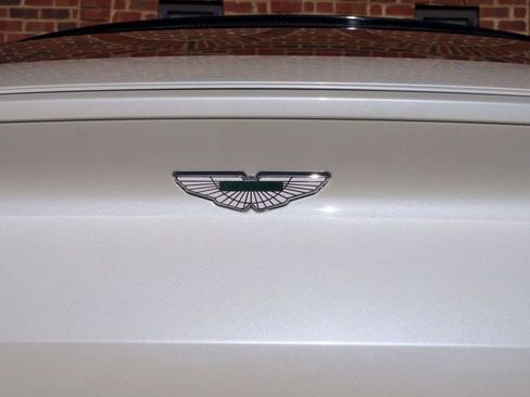 Used 2017 Aston Martin DB11 V12 image 17