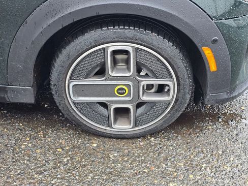 Used 2024 MINI Cooper SE w/ MINI Resolute Edition image 45