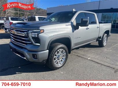 Used 2025 Chevrolet Silverado 2500 LTZ w/ LTZ Plus Package