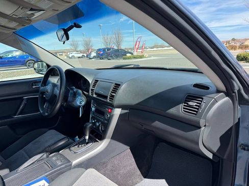 Used 2005 Subaru Outback 2.5i AWD/4WD image 39