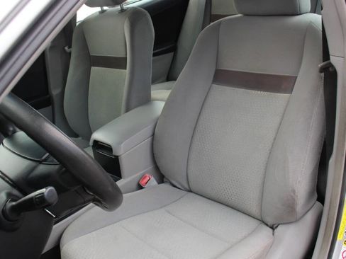 Used 2012 Toyota Camry LE image 20