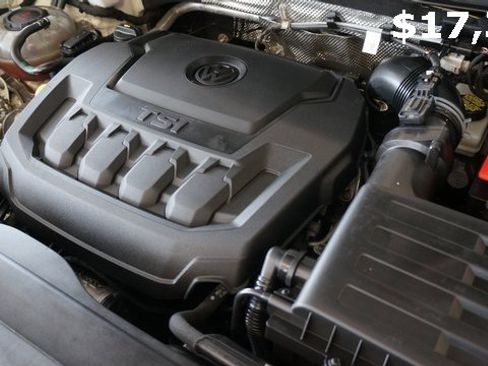 Certified 2021 Volkswagen Tiguan SE image 65