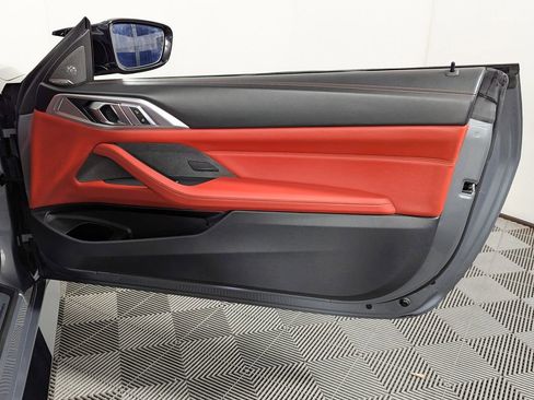 Certified 2022 BMW M4 xDrive Competition w/ Executive Package image 41