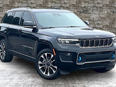 Used 2022 Jeep Grand Cherokee Overland w/ Advanced Protech Group III