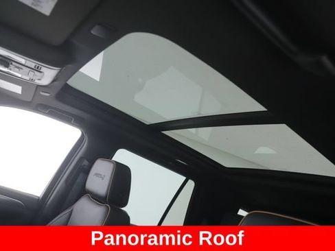 Used 2023 GMC Yukon AT4 w/ AT4 Premium Plus Package AWD/4WD image 19