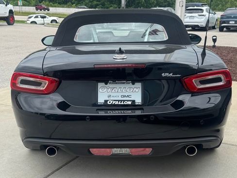 Used 2020 FIAT 124 Spider Lusso w/ Convenience Group RWD image 4
