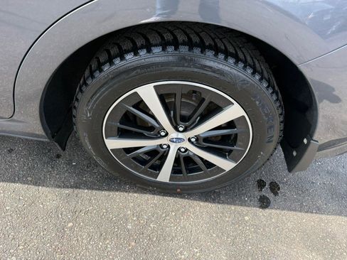 Used 2019 Subaru Impreza 2.0i Premium image 5