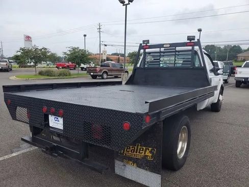 Used 2006 Ford F350 2WD Regular Cab DRW Super Duty image 7