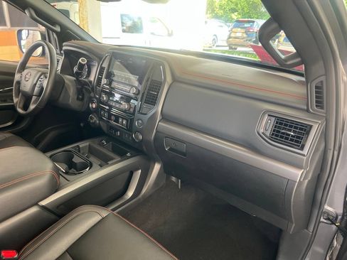 Certified 2024 Nissan Titan PRO-4X w/ Pro-4x Convenience Package AWD/4WD image 19