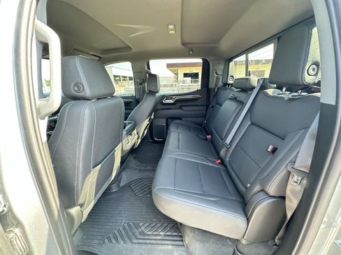 Used 2024 Chevrolet Silverado 1500 LTZ AWD/4WD image 24