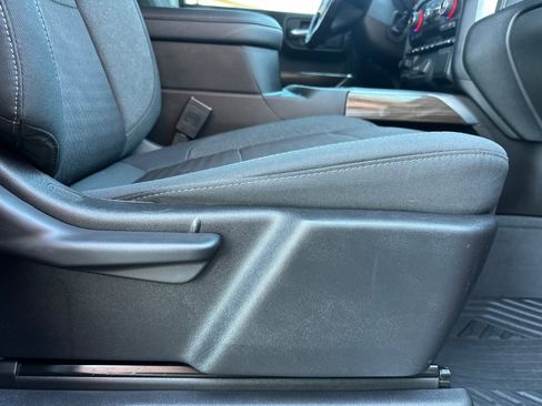 Used 2021 Chevrolet Silverado 1500 LT Trail Boss image 22