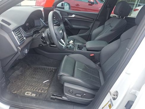 Used 2024 Audi Q5 e Premium Plus w/ Premium Plus Package AWD/4WD image 7