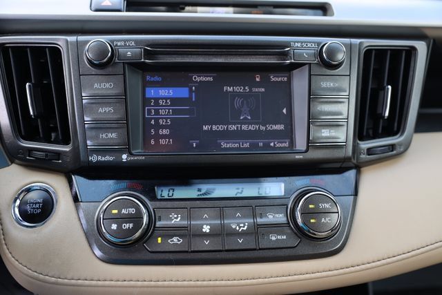 Used 2014 Toyota RAV4 Limited AWD/4WD image 25