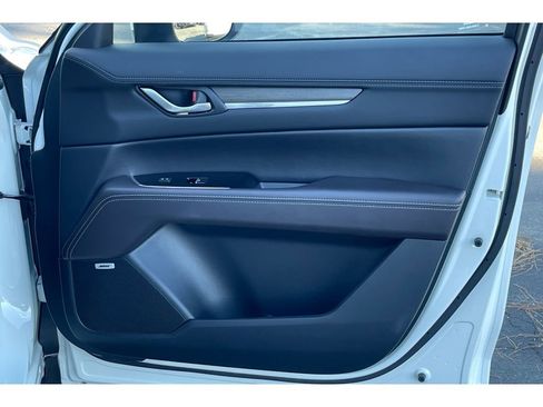 Certified 2025 MAZDA CX-5 Signature image 22