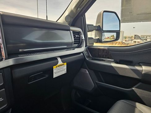 New 2025 Ford F350 Lariat w/ Lariat Ultimate Package image 32