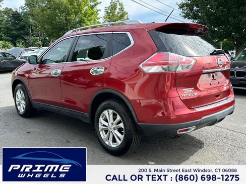 Used 2014 Nissan Rogue SV image 5