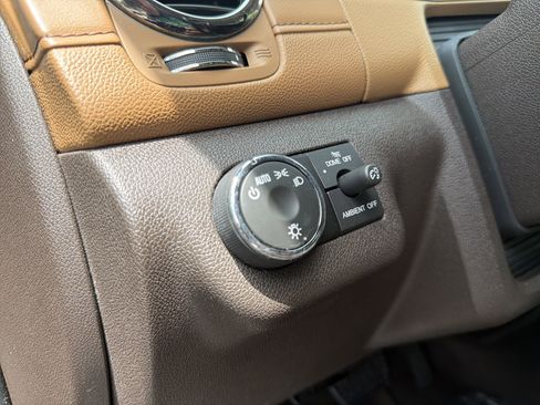 Used 2015 Buick Enclave Leather FWD image 31