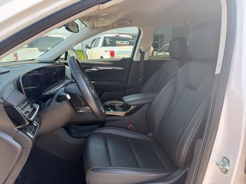 Used 2024 Buick Envision Preferred AWD/4WD image 9