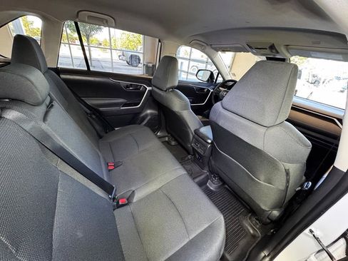 Certified 2025 Toyota RAV4 LE AWD/4WD image 50