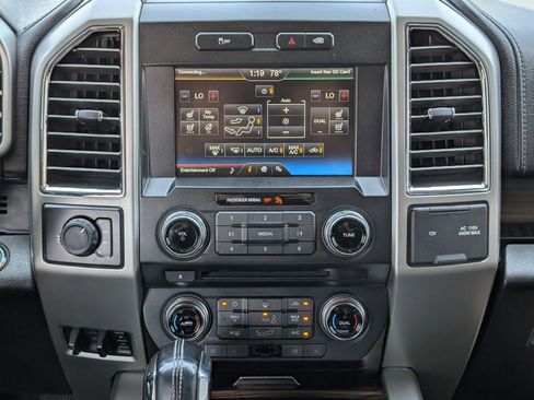 Used 2015 Ford F150 Lariat w/ Equipment Group 502A Luxury image 17