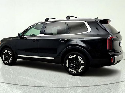 Used 2024 Kia Telluride EX w/ EX Captain's Chair Package FWD image 7