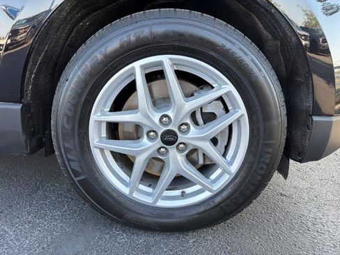 Certified 2024 Ford Edge SEL AWD/4WD image 5
