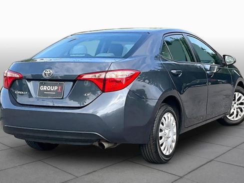 Used 2018 Toyota Corolla LE FWD image 13