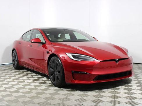 Used 2021 Tesla Model S Plaid image 28