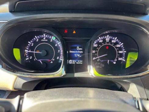 Used 2014 Toyota Avalon XLE Touring image 26