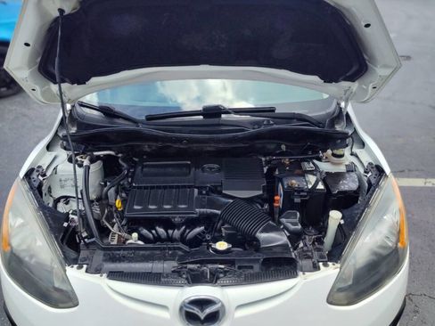 Used 2011 MAZDA MAZDA2 Sport image 21