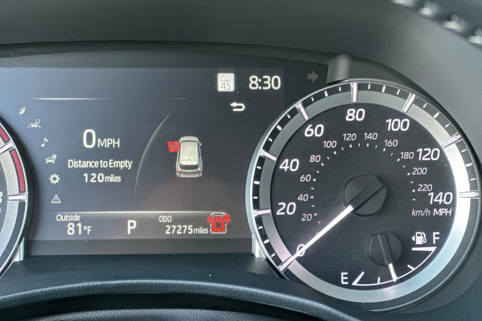 Used 2025 Toyota Highlander XLE FWD image 27