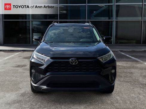Used 2019 Toyota RAV4 XLE Premium w/ Cold Weather Package AWD/4WD image 14
