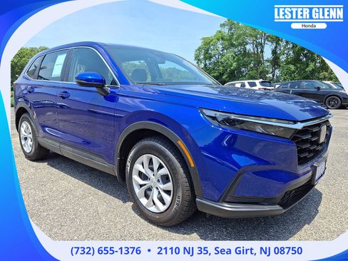 Used 2024 Honda CR-V LX image 1
